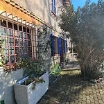 La Maison Deux