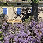 La Maison Deux Bed and breakfast