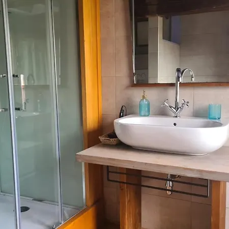 Bed & Breakfast La Maison Deux 4*