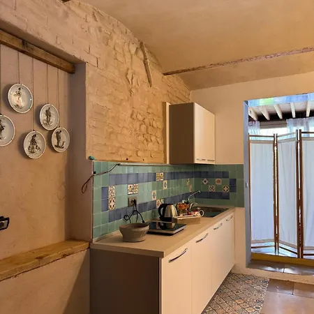 Bed & Breakfast La Maison Deux *